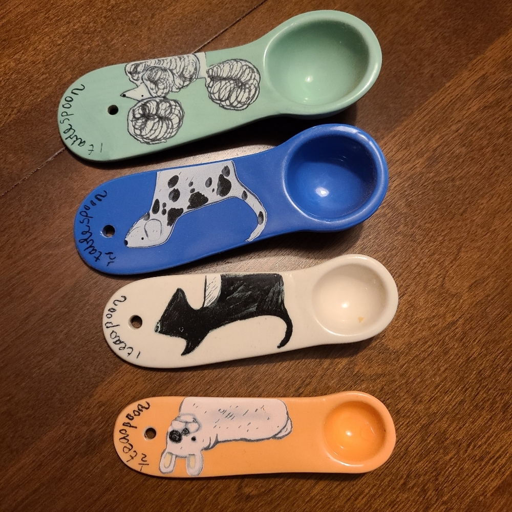 Measuring teaspoon/table spoons with doggie design